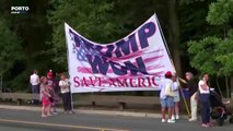 Trump partilha foto tirada na prisão após se entregar às autoridades