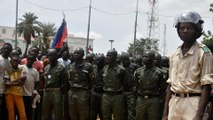 ما وراء الخبر ـ لماذا فوّض انقلابيو النيجر مالي وبوركينا فاسو بالتدخل عسكريا في بلادهم؟
