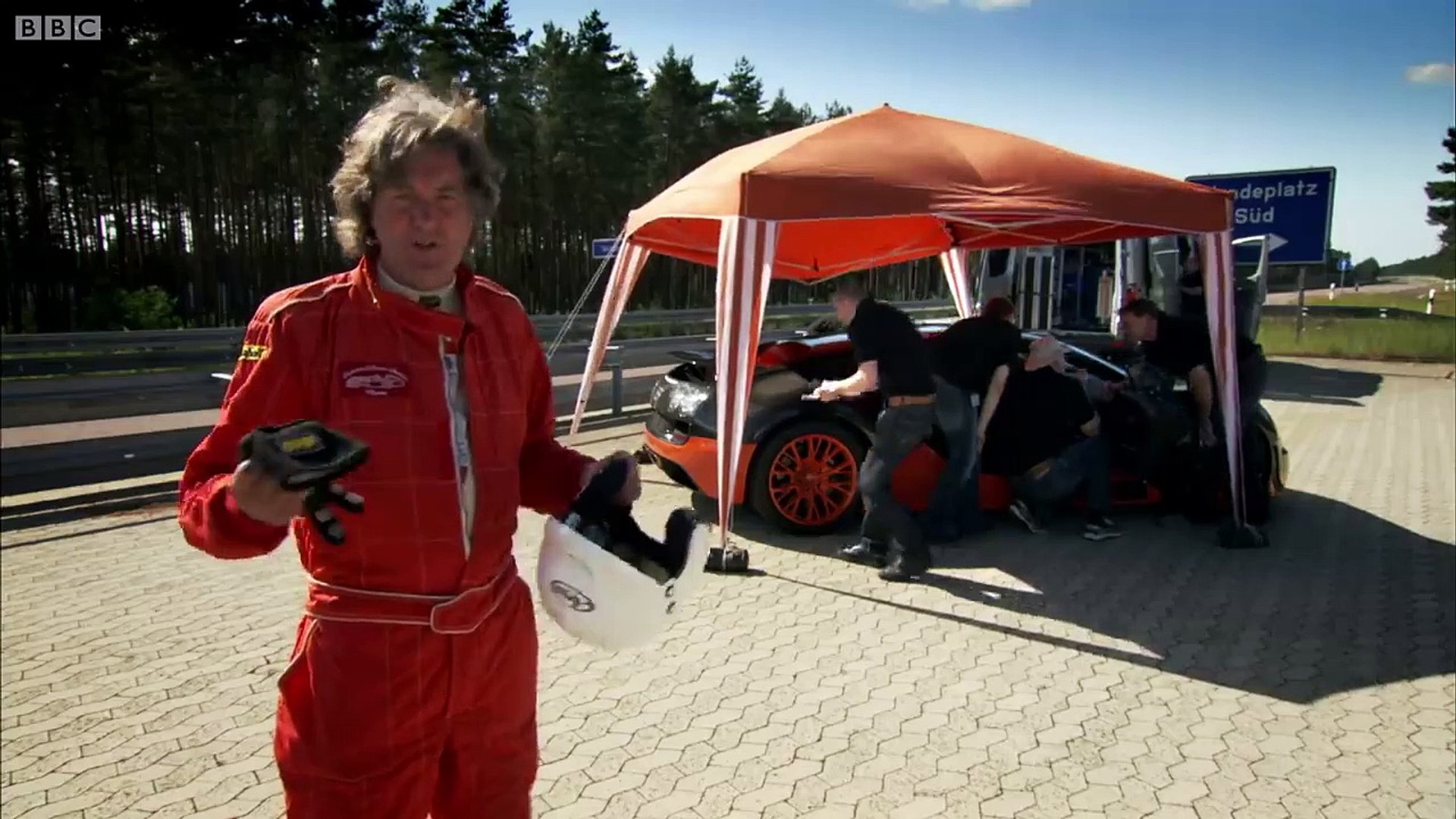 ⁣Bugatti Super Sport Speed Test