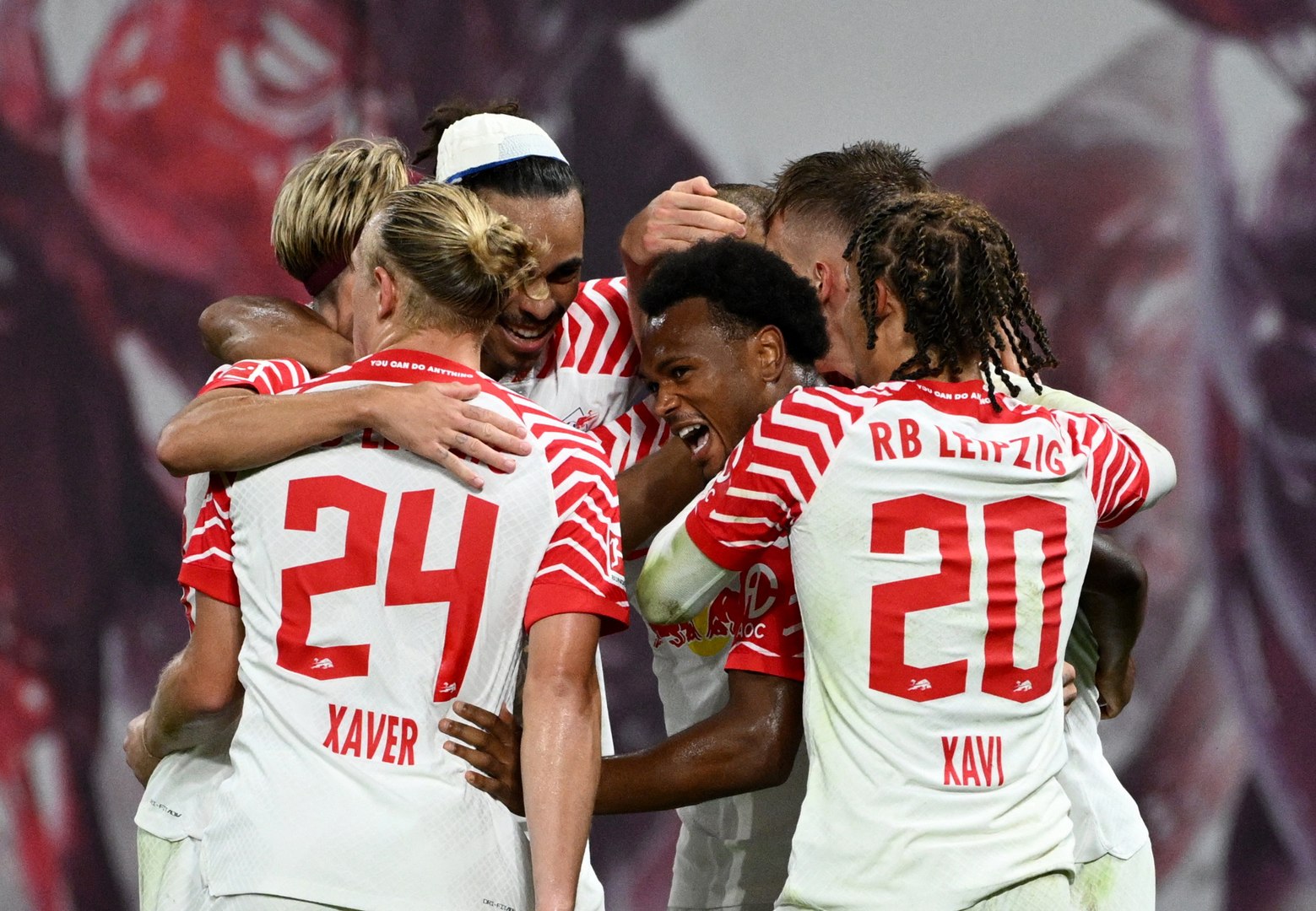 Bundesliga : Openda et Xavi Simons régalent, Leipzig torpille Stuttgart ...