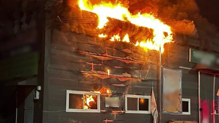 파주 창고 화재...보관하던 자전거 100대 불에 타 / YTN