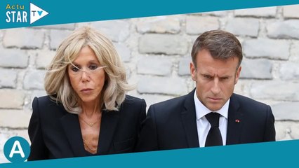 Brigitte Macron digne et d'une sobre grande élégance au côté d'Emmanuel Macron pour rendre un bel ho