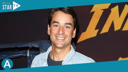 Julian Bugier bientôt de retour sur France 2  il adopte un nouveau look séduisant juste avant la re