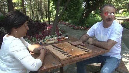 Romanya'da düzenlenecek olan geleneksel akıl oyunları turnuvası için hazırlanıyorlar