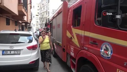 Hurdalık alanda yangın çıktı... Yangında 3 daire ve 1 araba hasar gördü