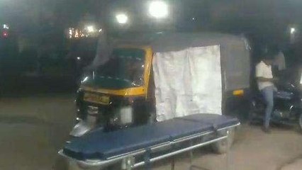 सतना: अस्पताल में नहीं मिले डॉक्टर, महिला ने ऑटो में दिया बच्चे को जन्म