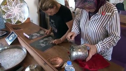 Les déchets de cuivre se transforment en art à Sivas