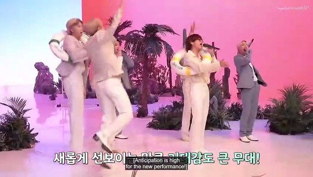 BTS Good Morning America (Behind)