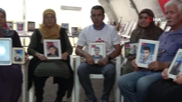 Evlat nöbetindeki Süleyman Aydın: 'HDP'nin bir kapısı meclise diğer kapısı Kandil'e açılıyor'