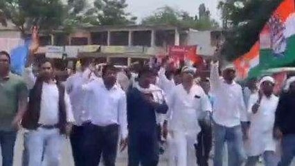 सीएम को काले झंडे दिखाने से पहले ही कांग्रेस के कार्यकर्ताओं को पुलिस ने लिया हिरासत में