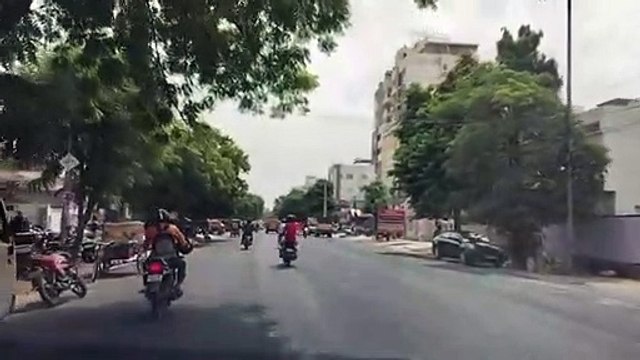नयी सड़कोंं से पार होगी चुनावी नैया, सड़क के ऊपर बिछाई जा रहीं सड़़क