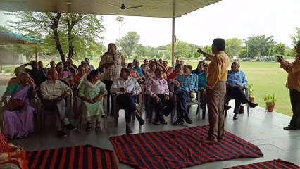 हमें आपका पैसा नहीं समय चाहिए...