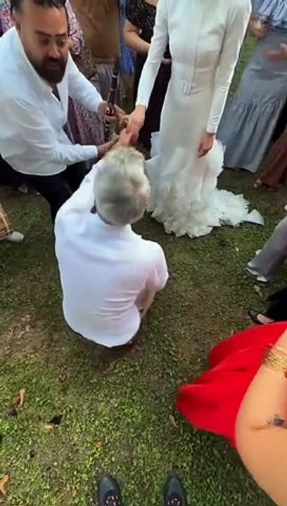 Güldür Güldür Show'un 'Mesut'u Uğur Bilgin evlendi