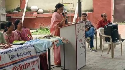 Télécharger la video: बांसवाड़ा की 150 बेटियाें अब प्ला​स्टिक से बनाएंगी दूरी!