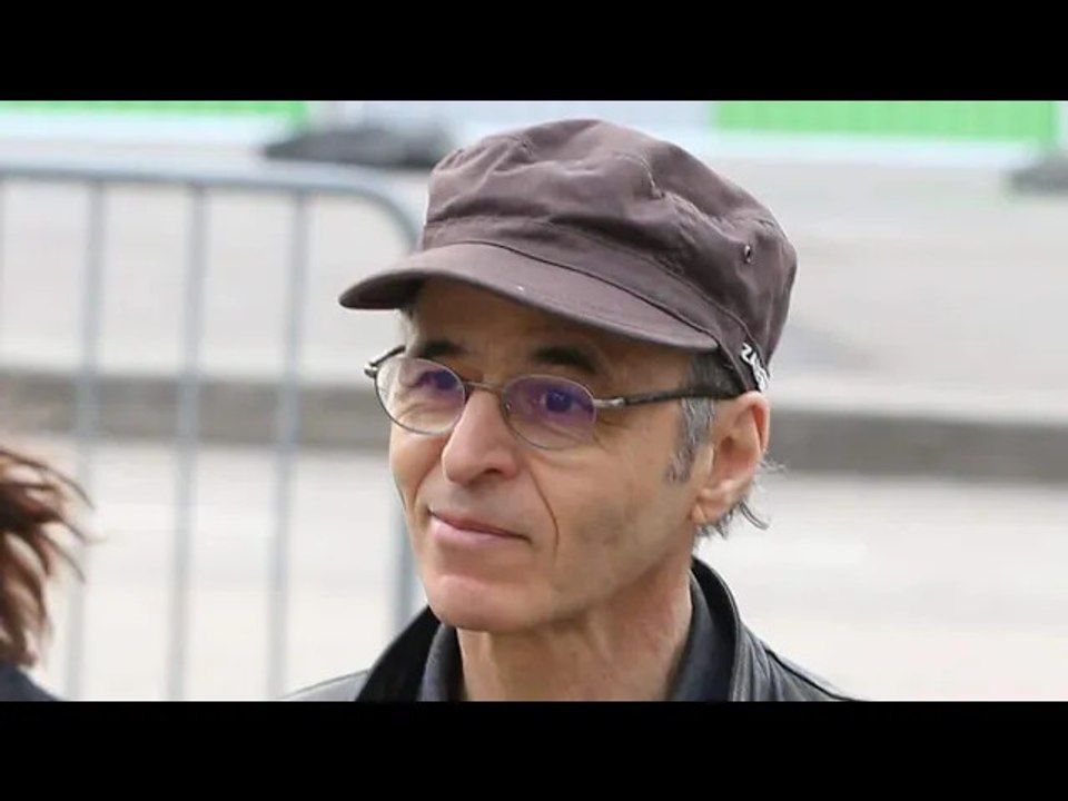 Jean-Jacques Goldman : découvrez à quoi ressemble les vacances du chanteur
