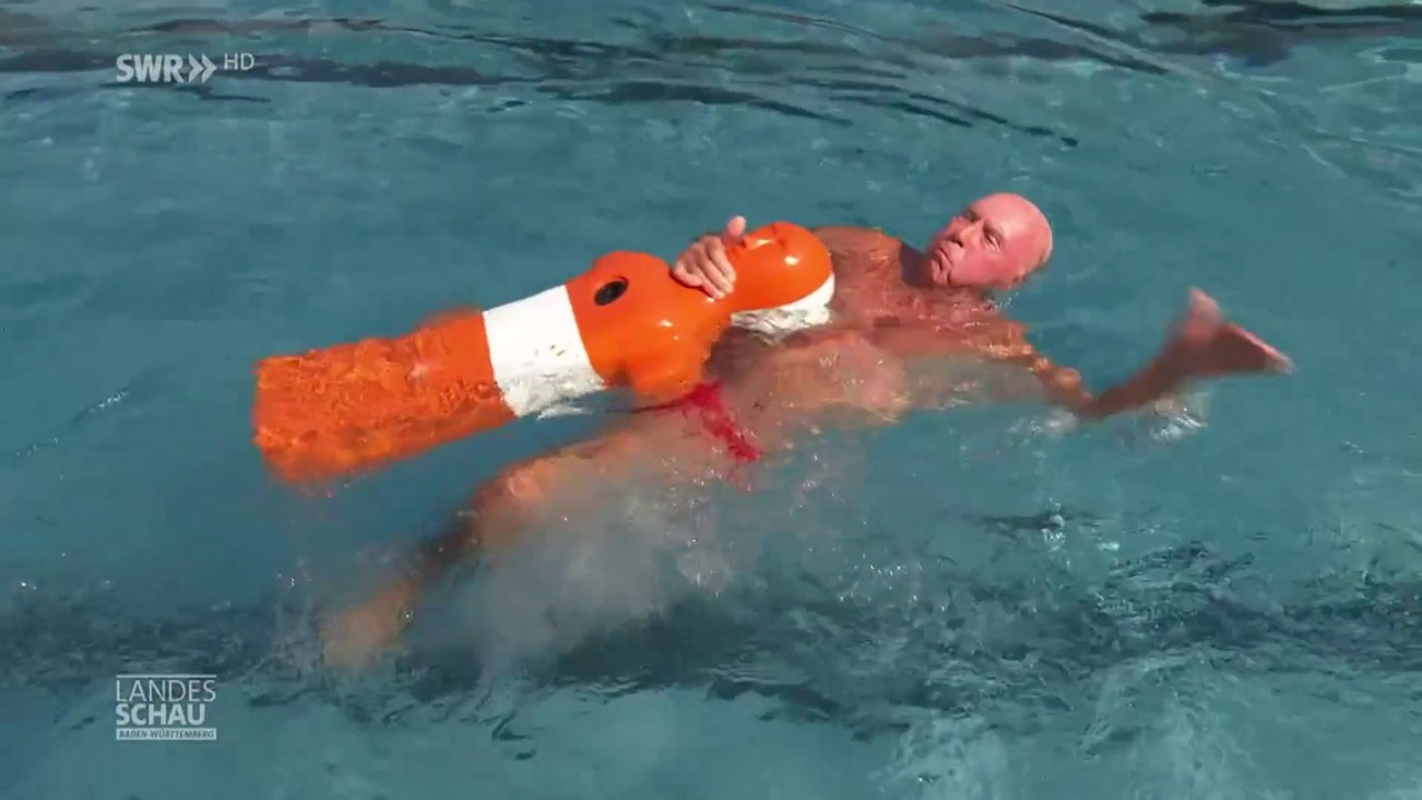 Rettungsschwimmer mit 92