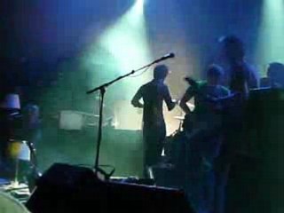 Girls in Hawaii concert