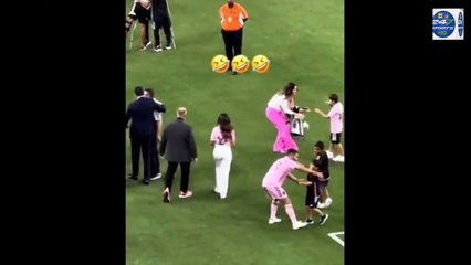 Lionel Messi's Wife, Antonela Roccuzzo, Found Herself in an Awkward Situation during a Celebration