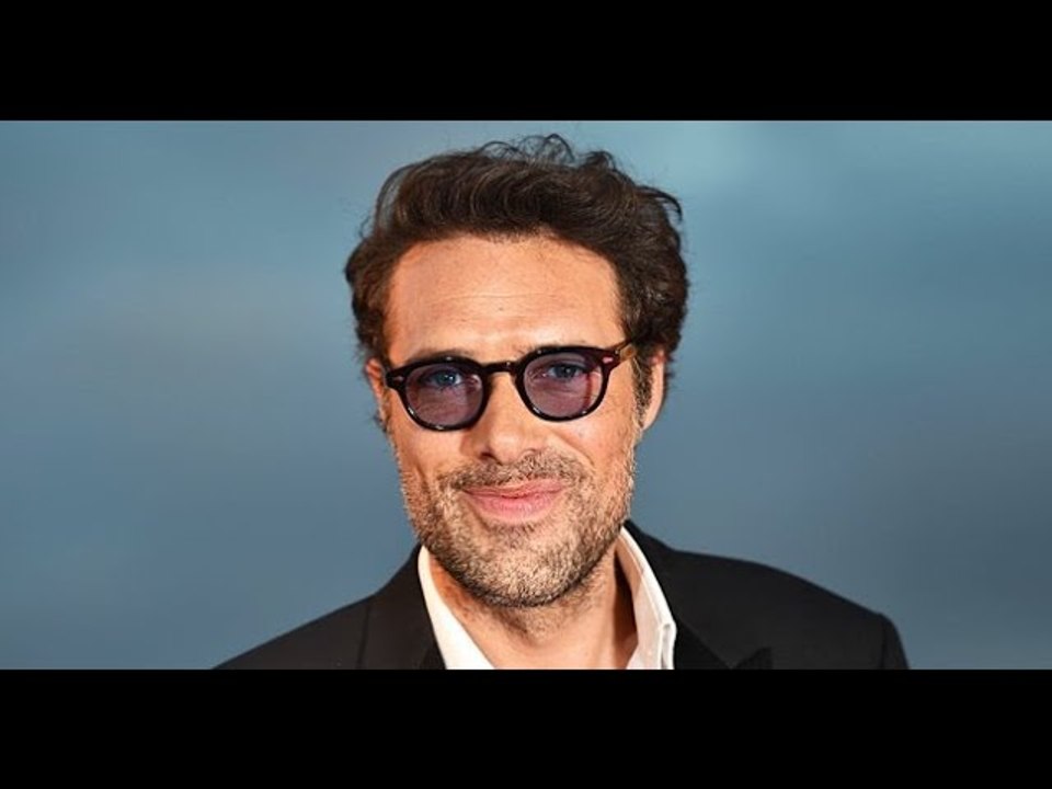 Nicolas Bedos se souvient de Guy Bedos "agacé" par la célébrité de son fils