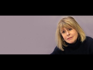 Katherine Pancol victime d’abus à 12 ans : elle témoigne