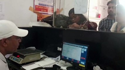 डाकघरों में भी लग रही बहनों की कतारें, बदलाव के दौर में भी लग रहा बेहतर विकल्प