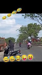 Don't come my way | You can't stand it and die | Tag to your friend