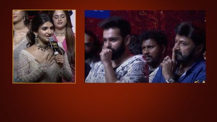 Balayya ముందు నేను ఏం మాట్లాడగలను .. భయపడిన Heroine Srileela | Telugu Filmibeat