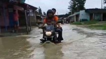 सीतामढ़ी में बाढ़ से मचा त्राहिमाम, कई गांवों में घुसा बाढ़ का पानी