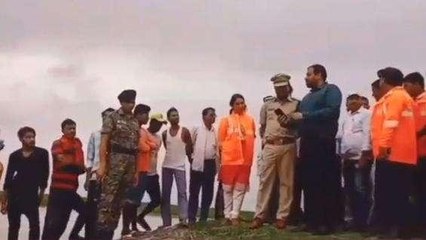 सहरसा: कोसी के कहर से कई घरों में घुसा बाढ़ का पानी, डीएम ने तटबंध का किया निरीक्षण