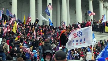 La campaña de Trump dice haber recaudado 7,1 millones desde la foto en Georgia