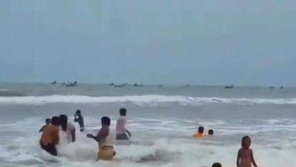 కృష్ణా జిల్లా: తీరంలో సందడే సందడి...!