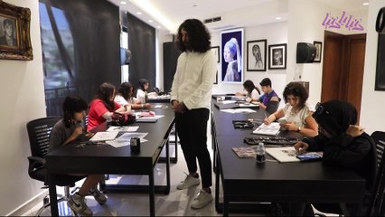 فن يعبق بالإبداع لمسات كارلوس تبهر العالم بلوحات الفحم والرصاص
