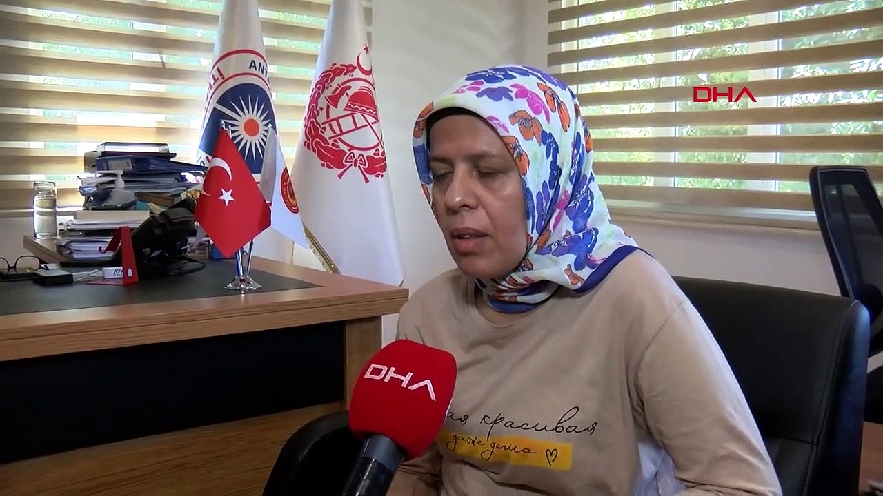 La famille qui se trouvait sous les décombres lors du tremblement de terre reçoit des soins à Antalya