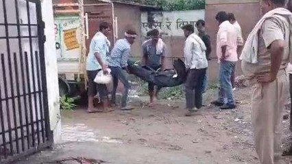 एटा: नहर में बच्चे सहित कूदी महिला का मिला शव, परिजनों ने दी तहरीर