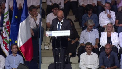 Éric Ciotti: "Repensons fondamentalement notre modèle social autour du travail et non plus autour de l'oisiveté"