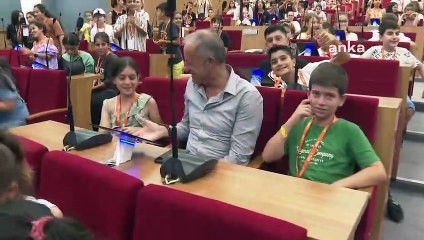 İzmir Büyükşehir Belediyesi Çocukların Güçlü Fikirleriyle Yönetilecek