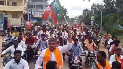 సంగారెడ్డి: బైపాస్ రోడ్డులో బీజేపీ బైక్ ర్యాలీ