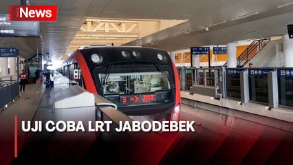 Warga Jajal Pengalaman Naik LRT Jabodebek