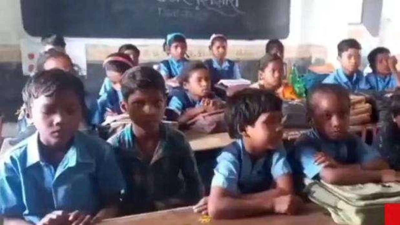 मंडला: शिक्षिका ने पेश की अनूठी मिसाल,जिसने भी सुना कह उठा 'वाह'