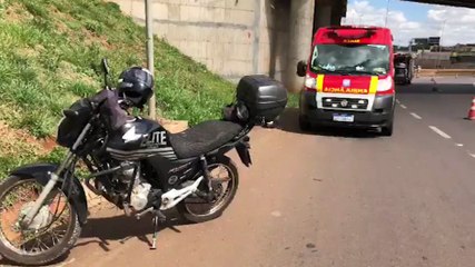 Jovem de 23 anos fica ferido após acidente no Trevo Cataratas