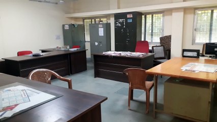 हड़ताल से कार्यालय में पसरा सन्नाटा