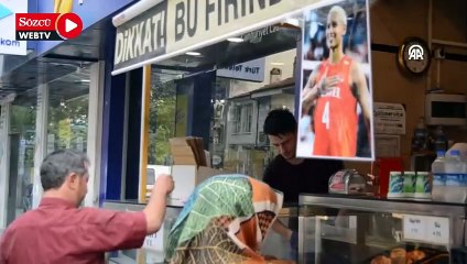 Kütahya'daki fırında "Melissa Vargas'a nazar değmesin" diye simit dağıtıldı