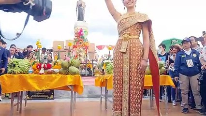 ชาวโคราชแห่ต้อนรับ "แอนโทเนีย โพซิ้ว" Miss Universe Thailand 2023