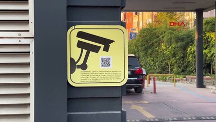 Bayrampaşa'da Çocuklar Yangın Tüplerini Araçlara Sıktı