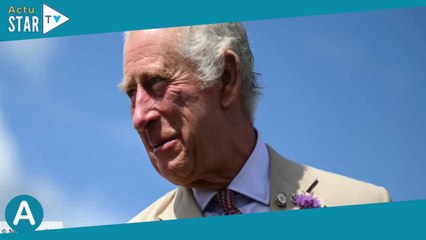 Charles III  ce jour où il s'est fait casser le nez par des camarades de classe