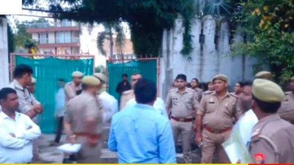 झाँसी: पूर्व ब्लाक प्रमुख दंपति सहित तीन लोगों की करोड़ों रुपये कीमत की संपत्ति कुर्क