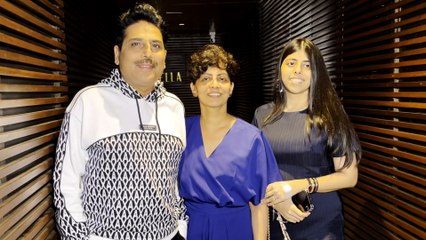 Shailesh Lodha With His Wife & Daughter At Akanksha Puri's Birthday
