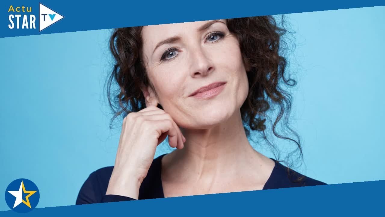 Elsa Lunghini  Sa vie en Dordogne dans sa maison perdue qu'elle retape avec son discret mari