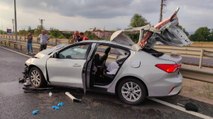 Otomobil TIR’a arkadan çarptı: 1 ölü, 3 yaralı