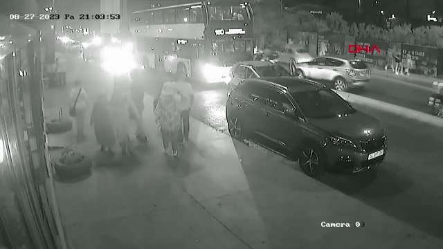 İETT Otobüs Şoförüne Biber Gazı Saldırısı: Yolcular Fenalaştı